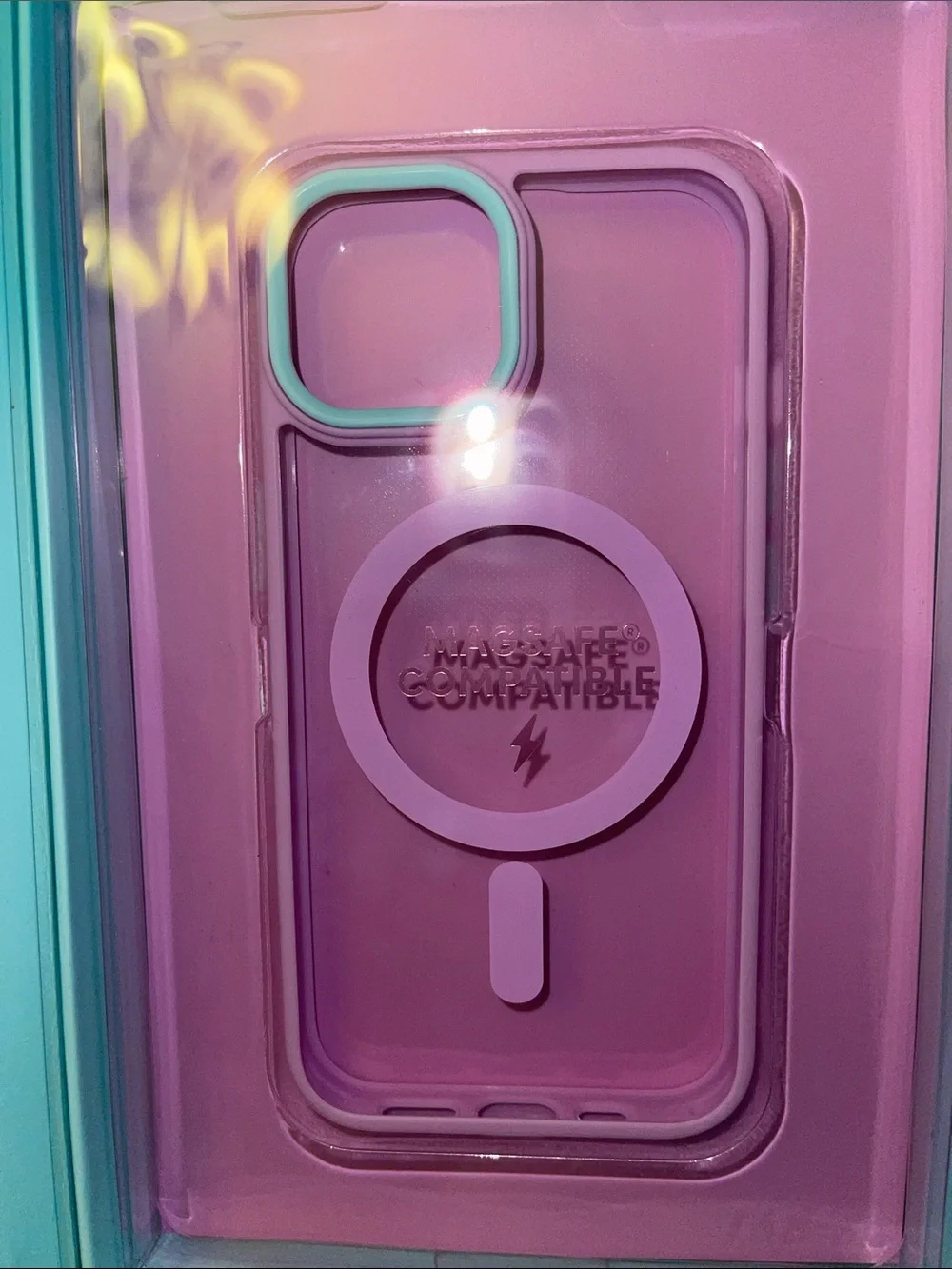 2-in-1 MagSafe-Compatible Phone Case & Suction Mount - Mint Pink